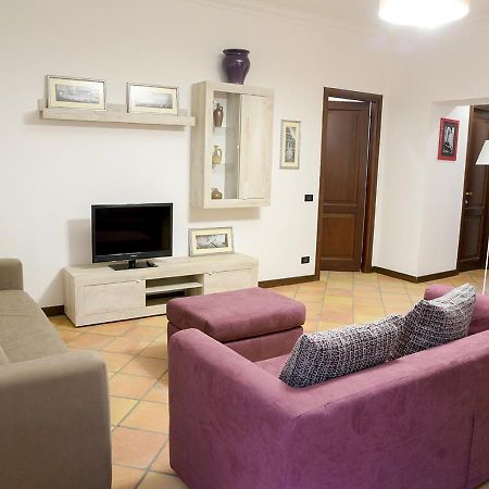 Colosseum Comfortable Apartment Roma Eksteriør bilde