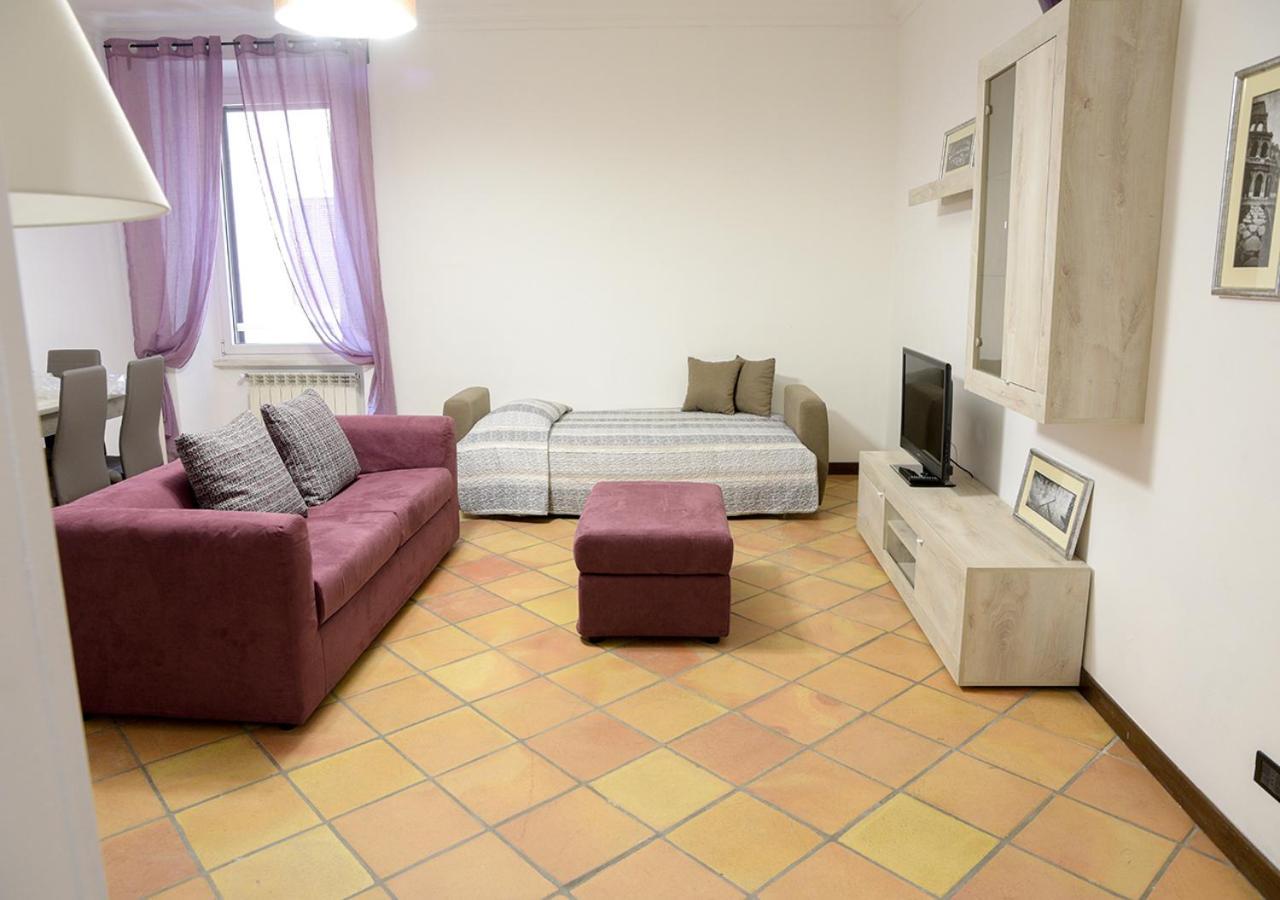 Colosseum Comfortable Apartment Roma Eksteriør bilde