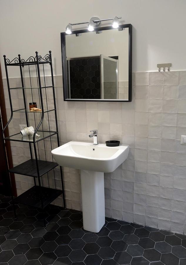 Colosseum Comfortable Apartment Roma Eksteriør bilde