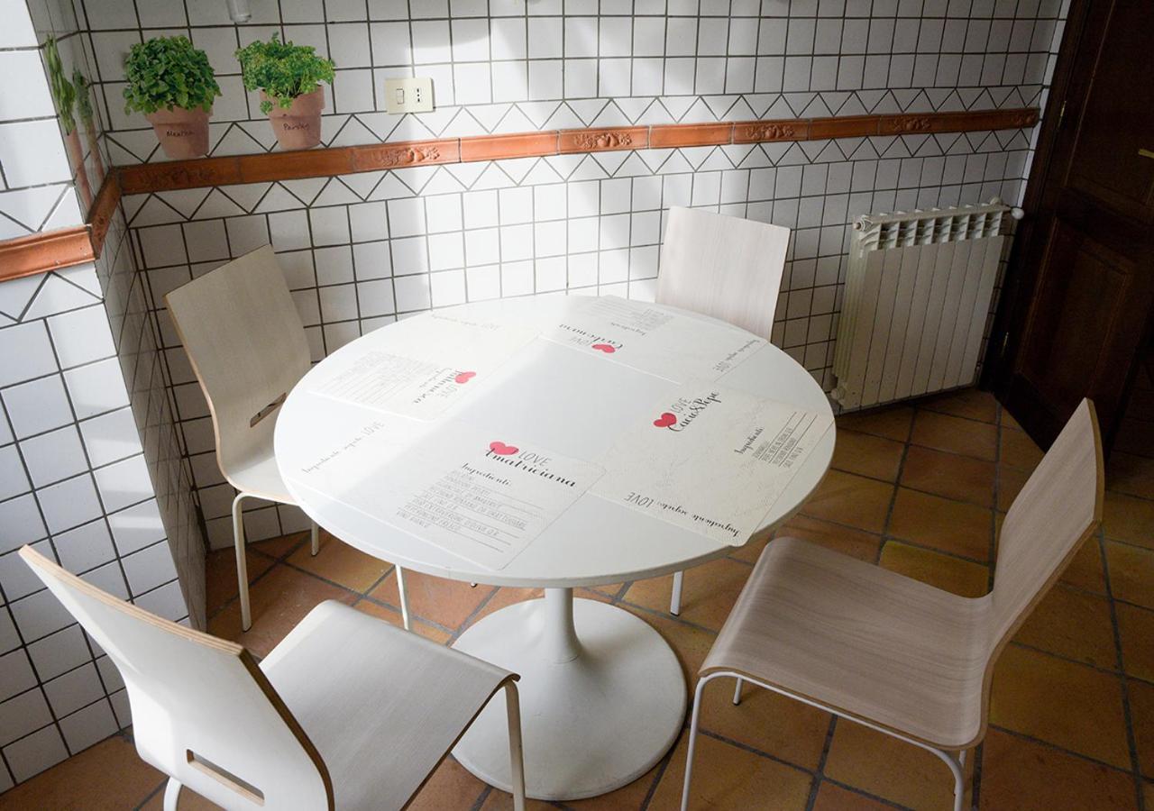 Colosseum Comfortable Apartment Roma Eksteriør bilde